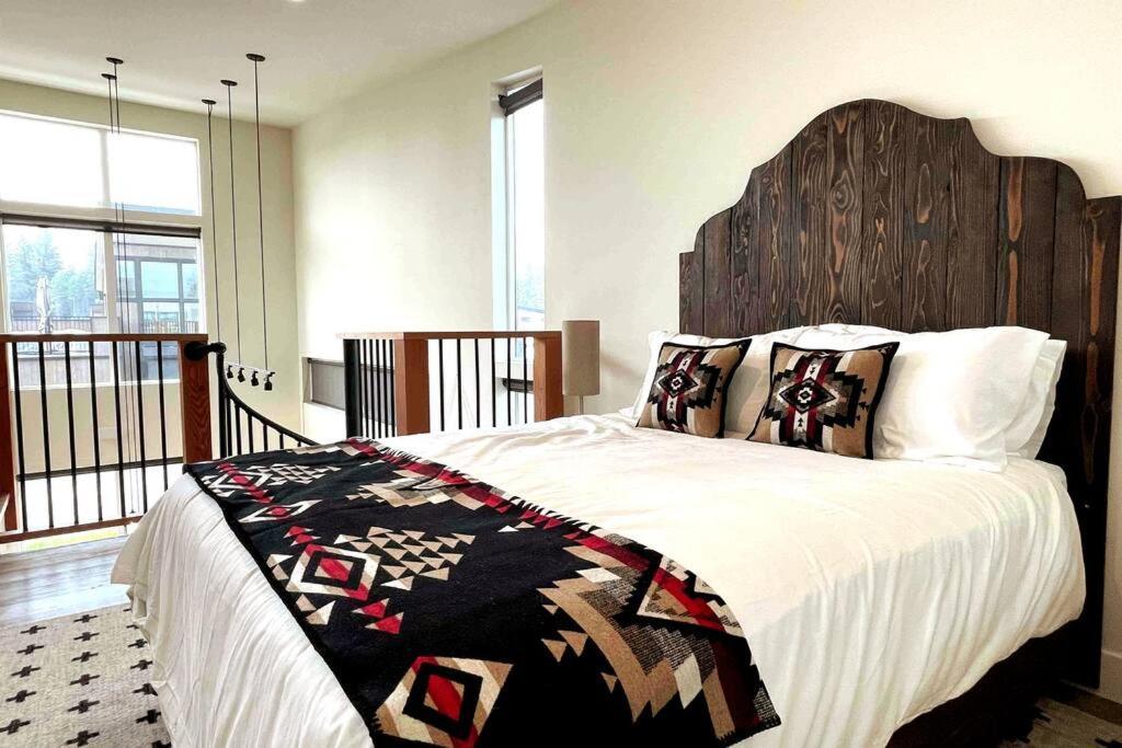 Brand New Upscale Home- Best Location! Whitefish Dış mekan fotoğraf
